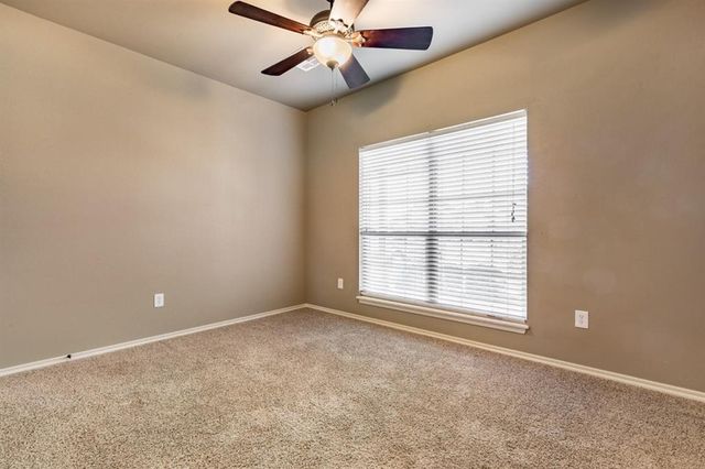 1432 Glenolde Place, Edmond, OK 73003