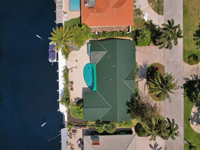 3811 NE 26TH Avenue, Lighthouse Point, FL 33064
