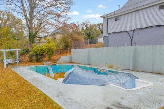 18 Spring Street, Gainesville, GA 30501