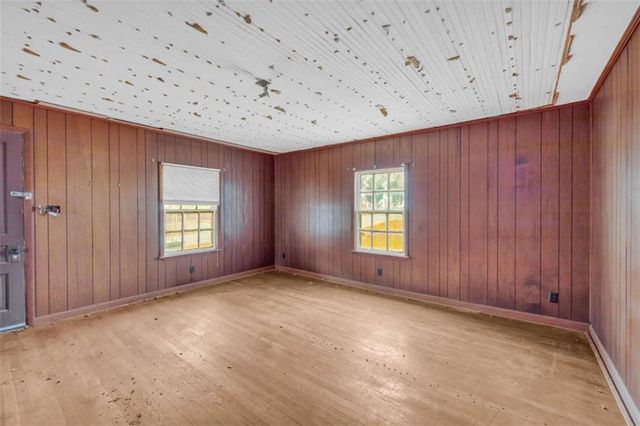 18 Spring Street, Gainesville, GA 30501