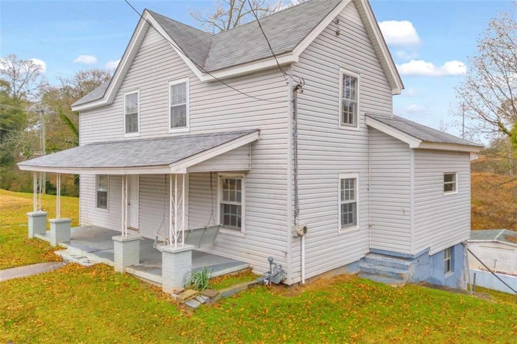 18 Spring Street, Gainesville, GA 30501