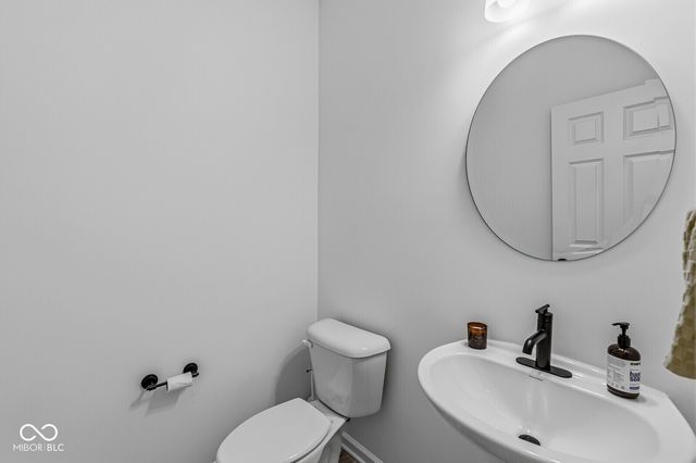 4277 Ironclad Drive, Bargersville, IN 46106