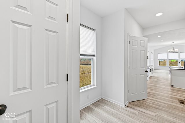 4277 Ironclad Drive, Bargersville, IN 46106