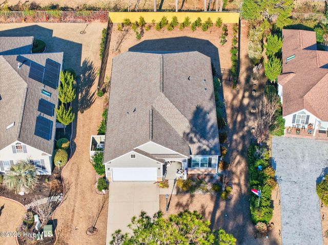 8711 Nottoway Avenue NW, Calabash, NC 28467