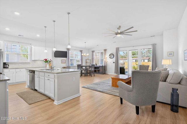 8711 Nottoway Avenue NW, Calabash, NC 28467