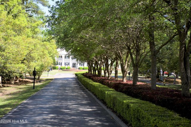 8711 Nottoway Avenue NW, Calabash, NC 28467