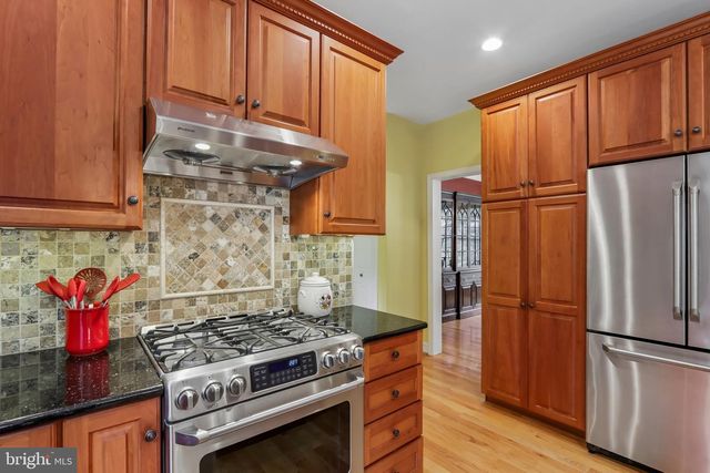 150 AINTREE LN, Hockessin, DE 19707