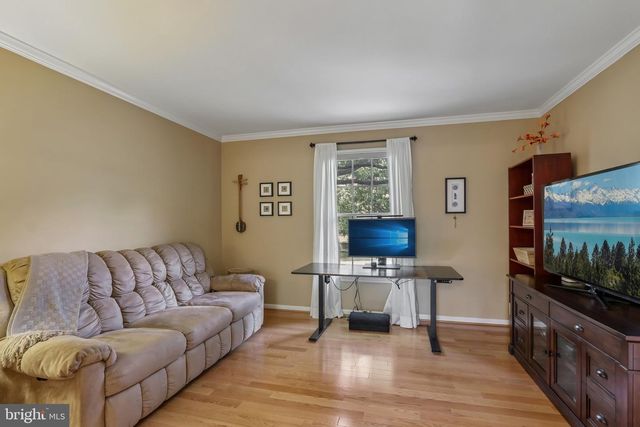 150 AINTREE LN, Hockessin, DE 19707
