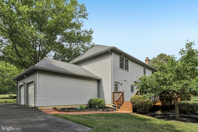 150 AINTREE LN, Hockessin, DE 19707