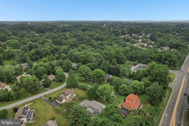 150 AINTREE LN, Hockessin, DE 19707