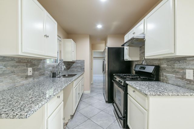 6803 La Violetta Drive, Houston, TX 77083