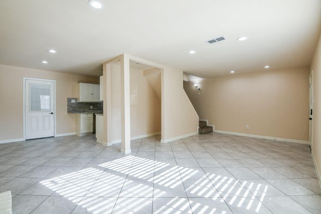 6803 La Violetta Drive, Houston, TX 77083