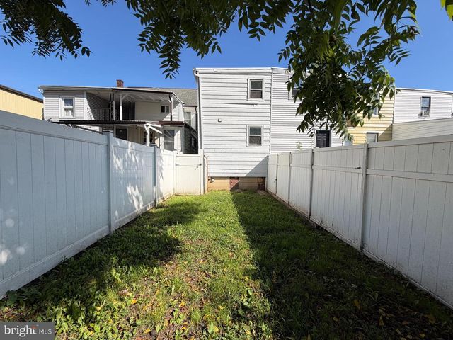 918 ELIZABETH ST, Lebanon, PA 17042