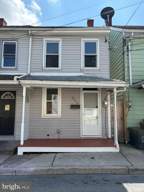 918 ELIZABETH ST, Lebanon, PA 17042