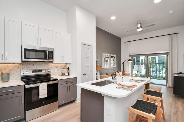 1617 Enid Street 119, Houston, TX 77009