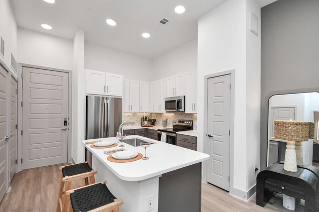 1617 Enid Street 119, Houston, TX 77009
