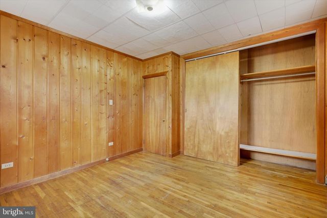 5020 SUNSET DR, Harrisburg, PA 17112