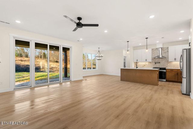 10641 High Meadow Drive, Knoxville, TN 37932