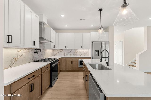 10641 High Meadow Drive, Knoxville, TN 37932