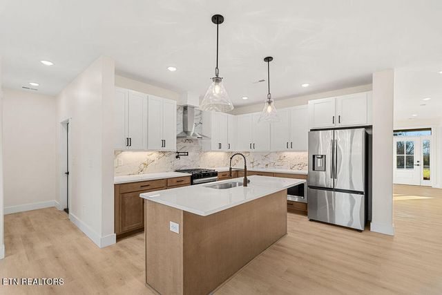 10641 High Meadow Drive, Knoxville, TN 37932