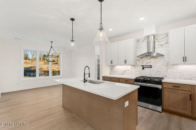 10641 High Meadow Drive, Knoxville, TN 37932