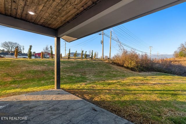 10641 High Meadow Drive, Knoxville, TN 37932