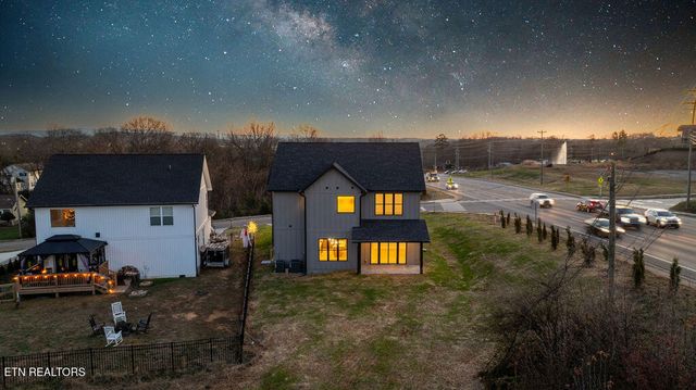 10641 High Meadow Drive, Knoxville, TN 37932