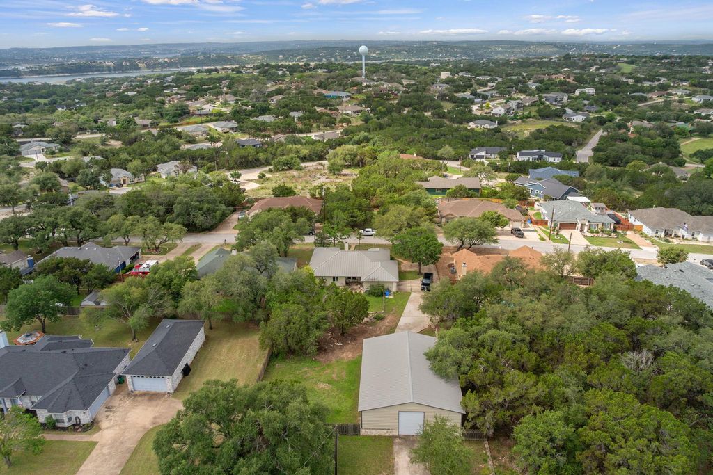 20409 Southbend ST, Lago Vista, TX 78645