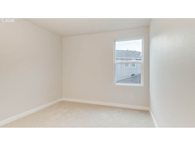 9422 Se Crystal Rose St, Gresham, OR 97080