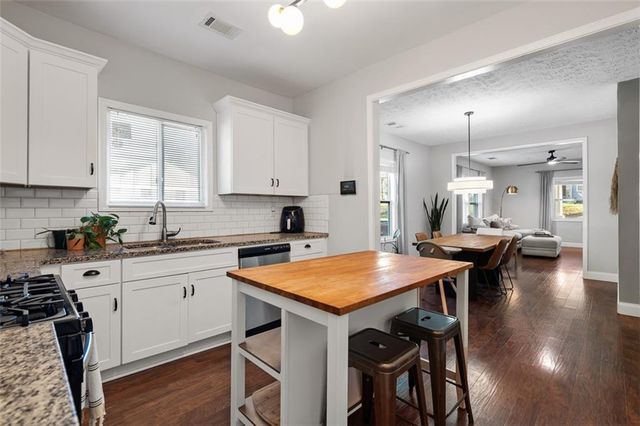 1387 Avon SW Avenue, Atlanta, GA 30310