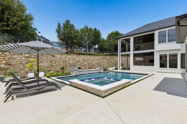 1120 Excalibur Boulevard, Lewisville, TX 75056