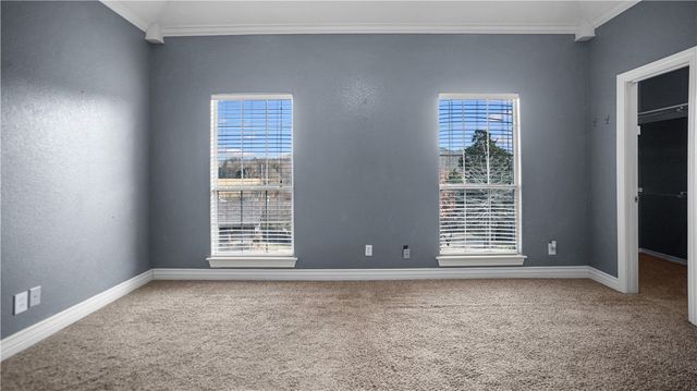 3141 Warwick Way, Fayetteville, AR 72703