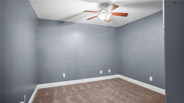 3141 Warwick Way, Fayetteville, AR 72703