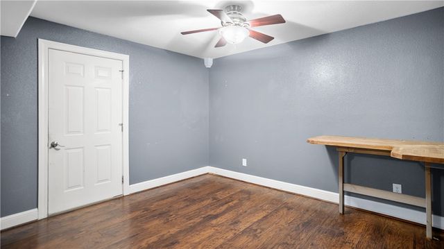 3141 Warwick Way, Fayetteville, AR 72703