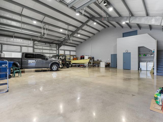 174 County Road 243, Bay City, TX 77414