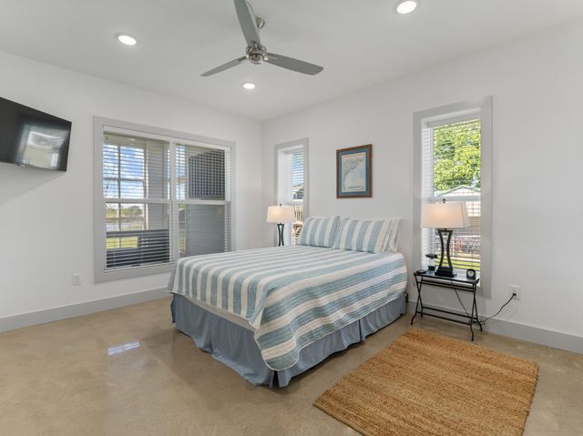 174 County Road 243, Bay City, TX 77414