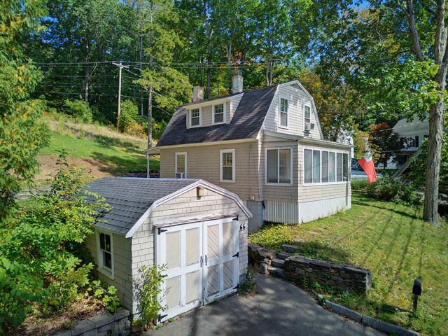 66 Oak Street, Dover, NH 03820