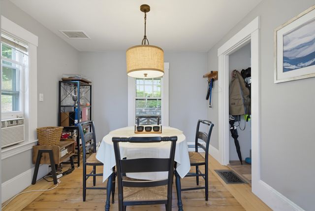 66 Oak Street, Dover, NH 03820