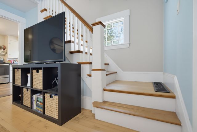 66 Oak Street, Dover, NH 03820