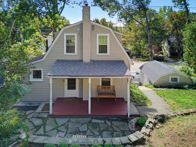 66 Oak Street, Dover, NH 03820