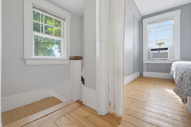 66 Oak Street, Dover, NH 03820