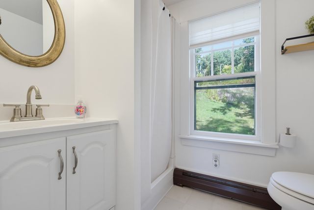 66 Oak Street, Dover, NH 03820