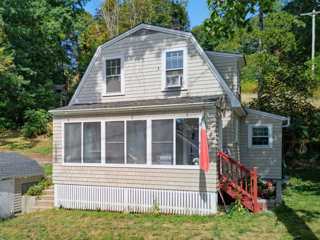 66 Oak Street, Dover, NH 03820
