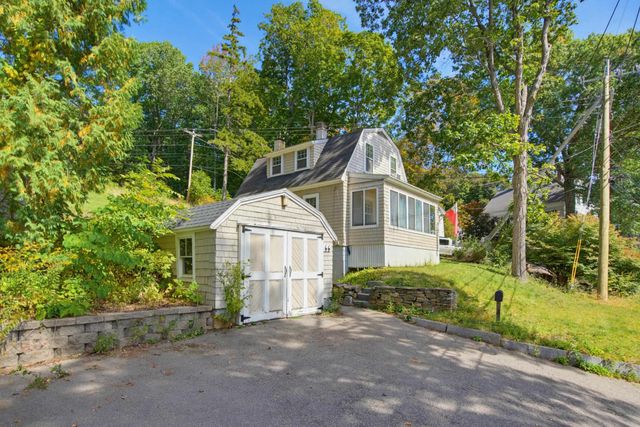 66 Oak Street, Dover, NH 03820
