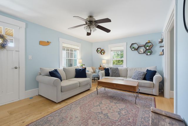 66 Oak Street, Dover, NH 03820