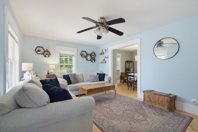 66 Oak Street, Dover, NH 03820