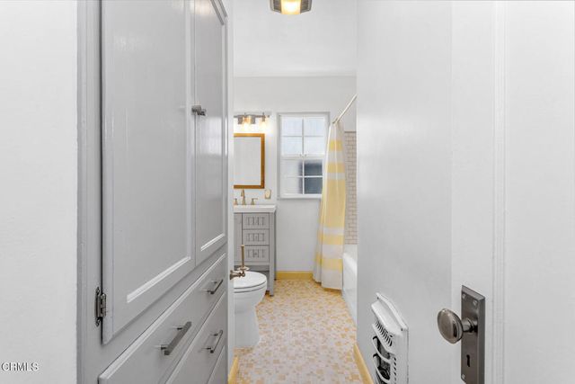 2304 Warwick Avenue, El Sereno, CA 90032