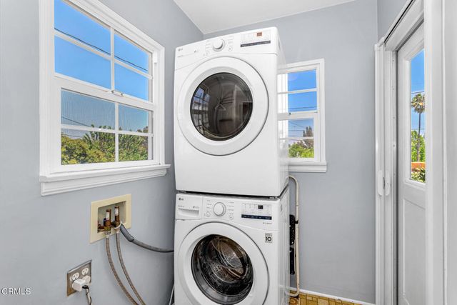 2304 Warwick Avenue, El Sereno, CA 90032