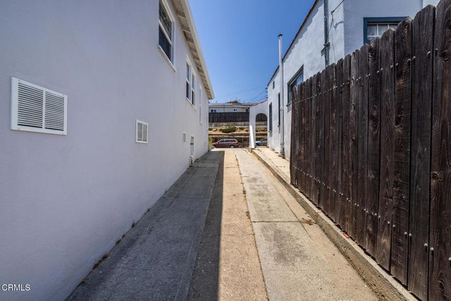 2304 Warwick Avenue, El Sereno, CA 90032