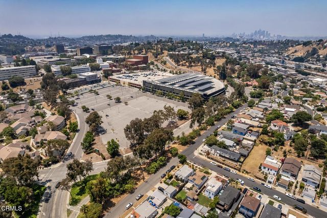 2304 Warwick Avenue, El Sereno, CA 90032